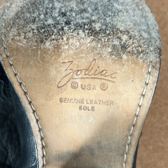 Zodiac western boots with metal accents size 6.5 pointy toe leather sole - Picture 13 of 16